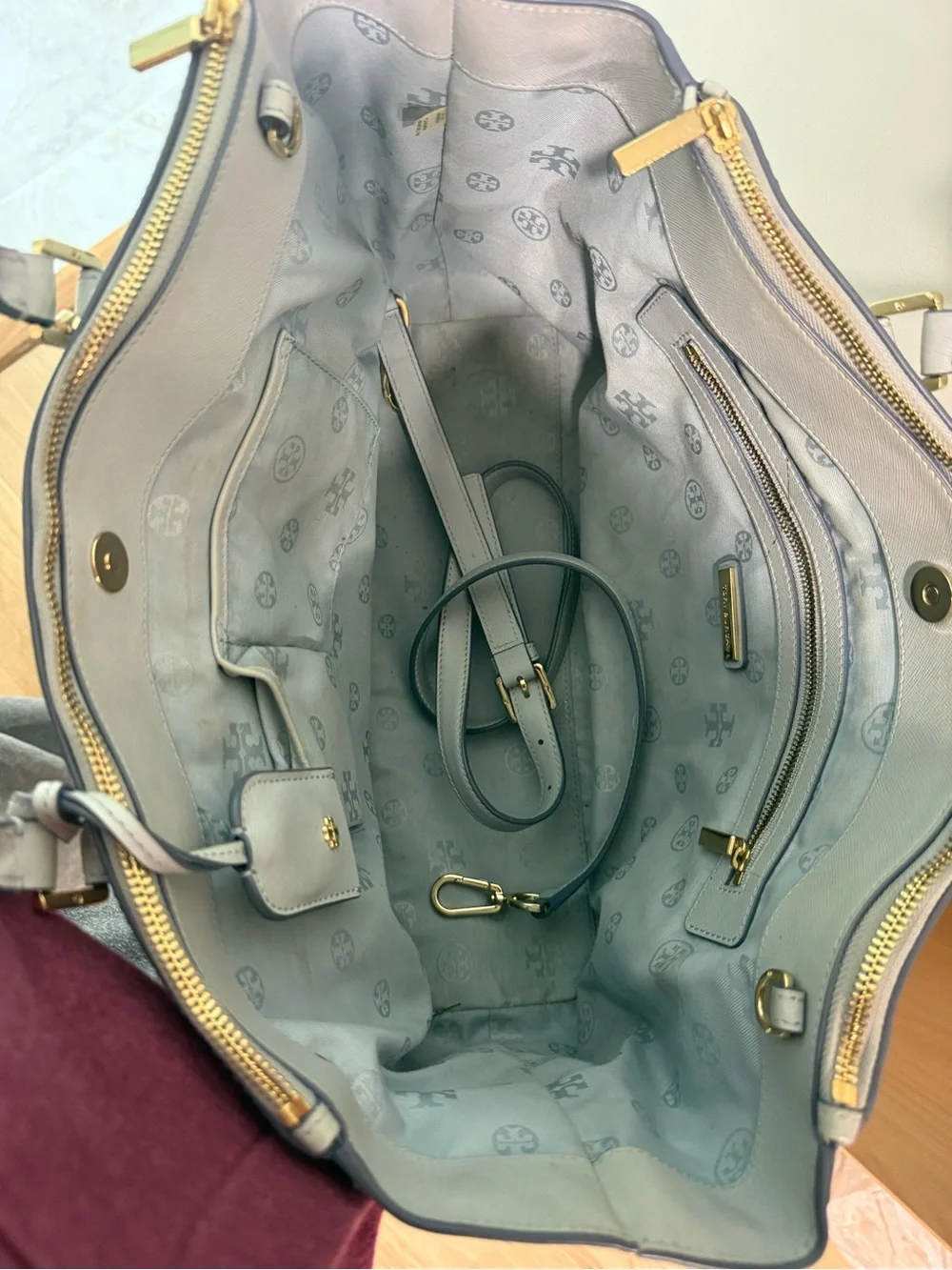 Tory Burch Light blue Leather Tote with Gold-Tone Hardware